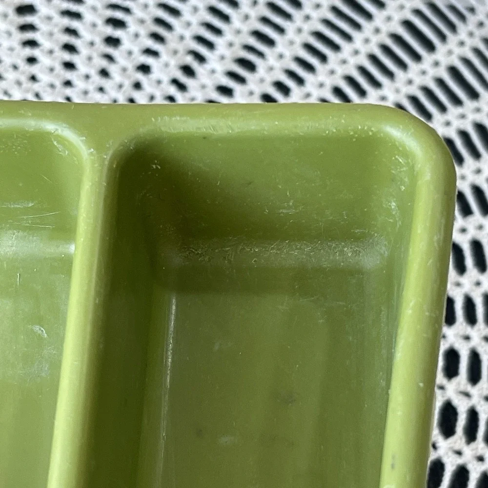Vintage Rubbermaid Silverware Flatware Utensil Holder Tray 2921 Avocado‎ Green